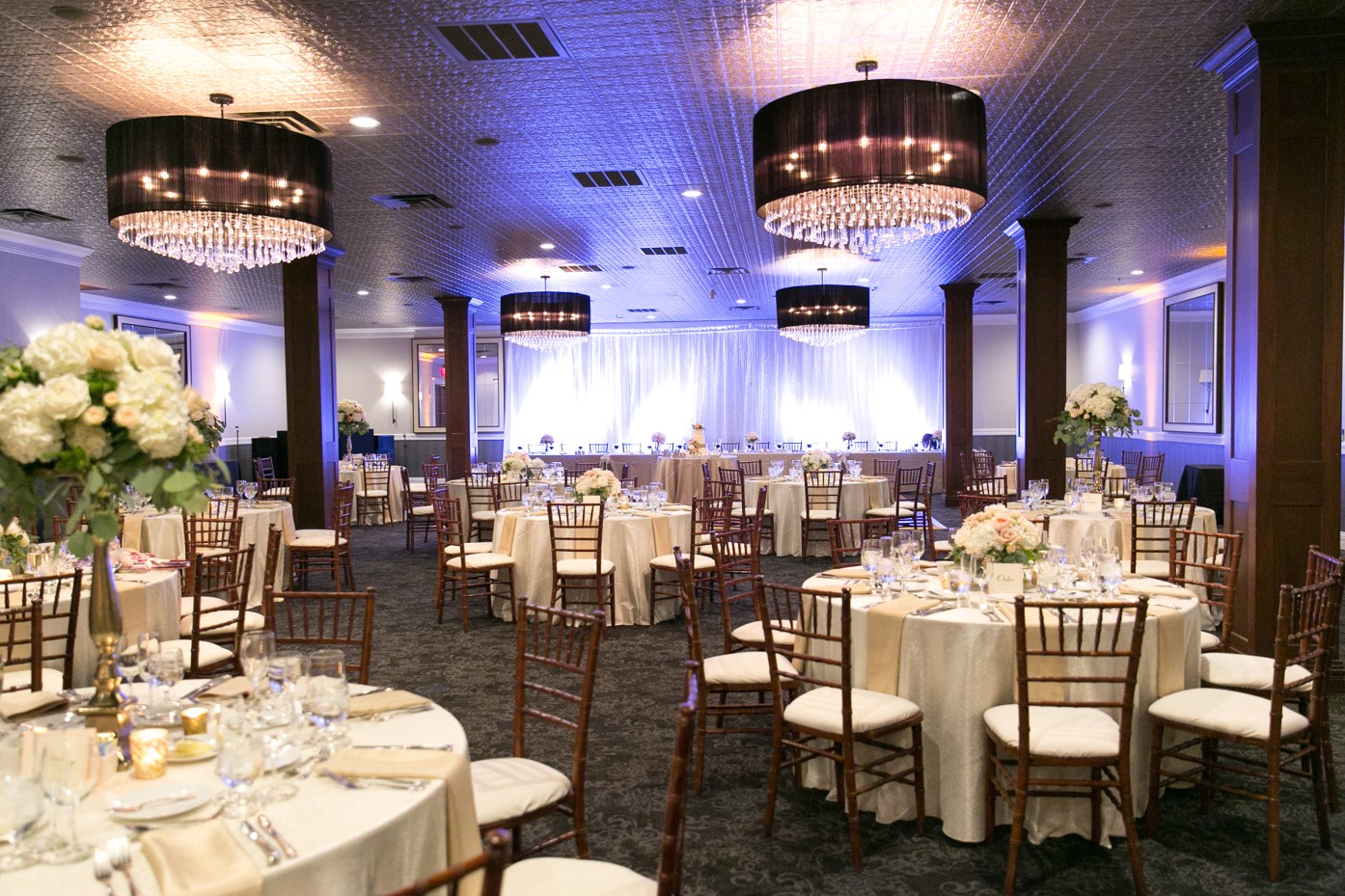 Delafield Hotel - Milwaukee Wedding Venues